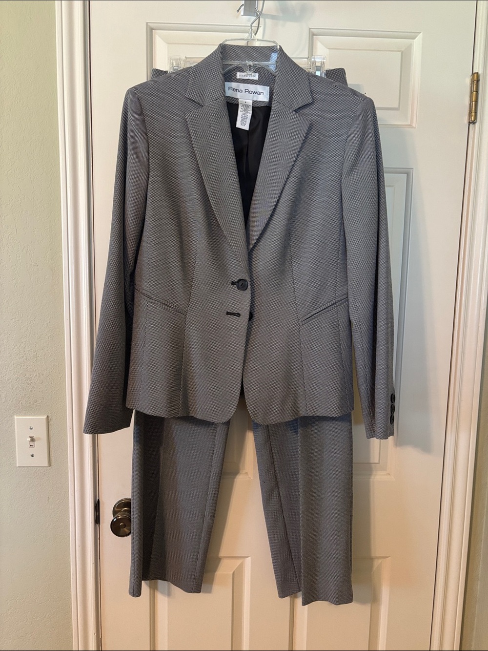 Rena Rowan Gray Women's Two-Piece Pantsuit